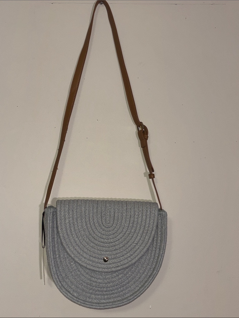 Woven Half-Moon Crossbody Bag in Light Gray with Tan leather Strap nwt